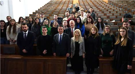 Atelier de carieră – relații diplomatice și economice